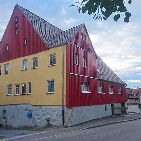 Gemuetliche Gaestezimmer In Einem Neu Sanierten Fachwerkhaus Sachsenheim Exterior photo